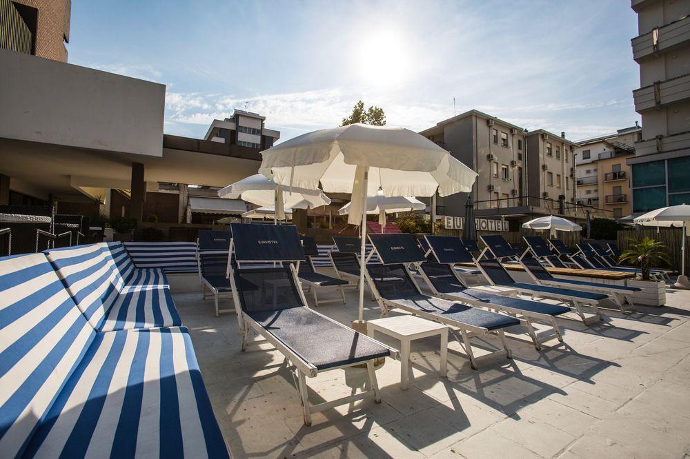 Eurhotel Rimini Bagian luar foto