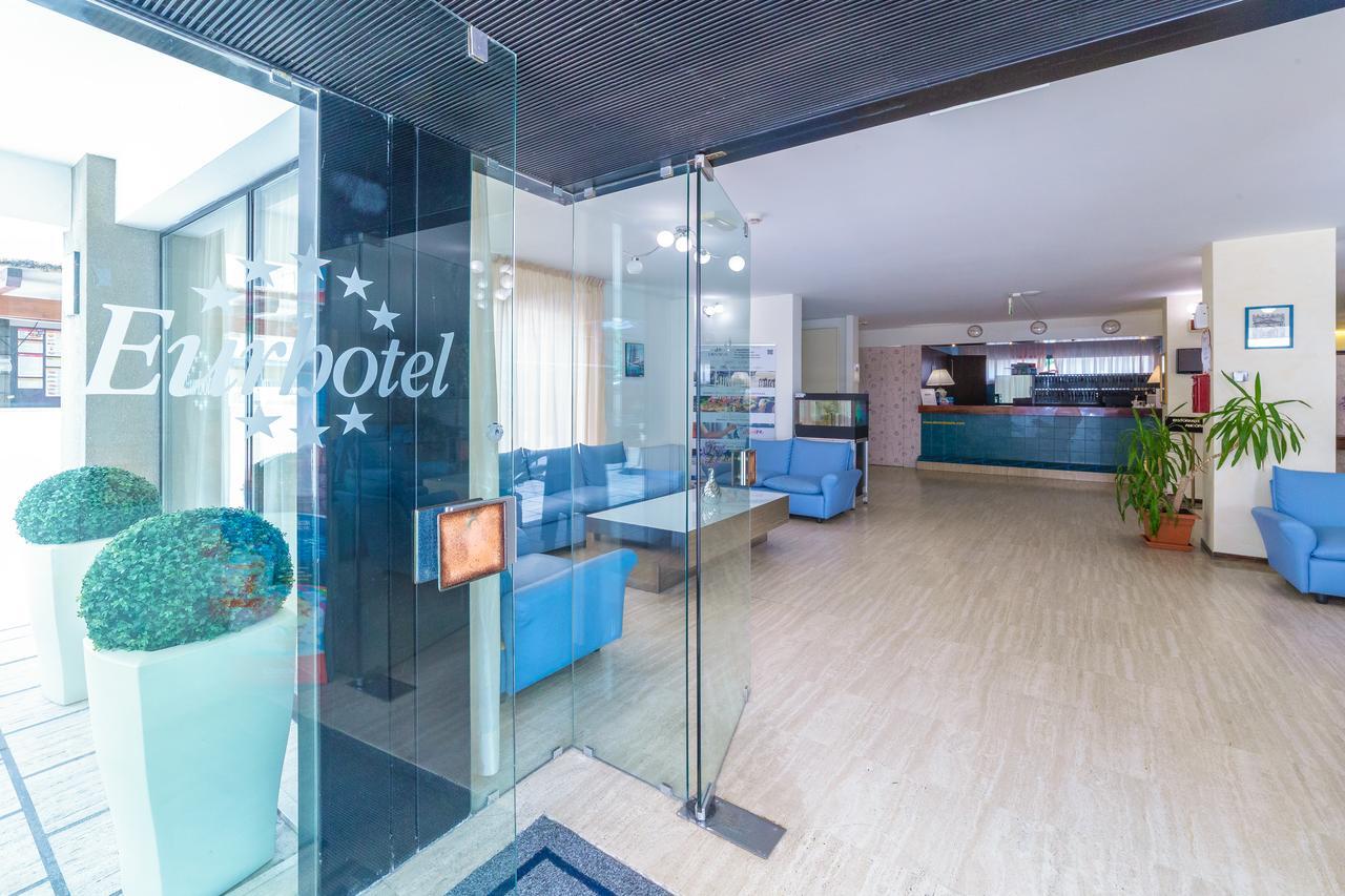 Eurhotel Rimini Bagian luar foto