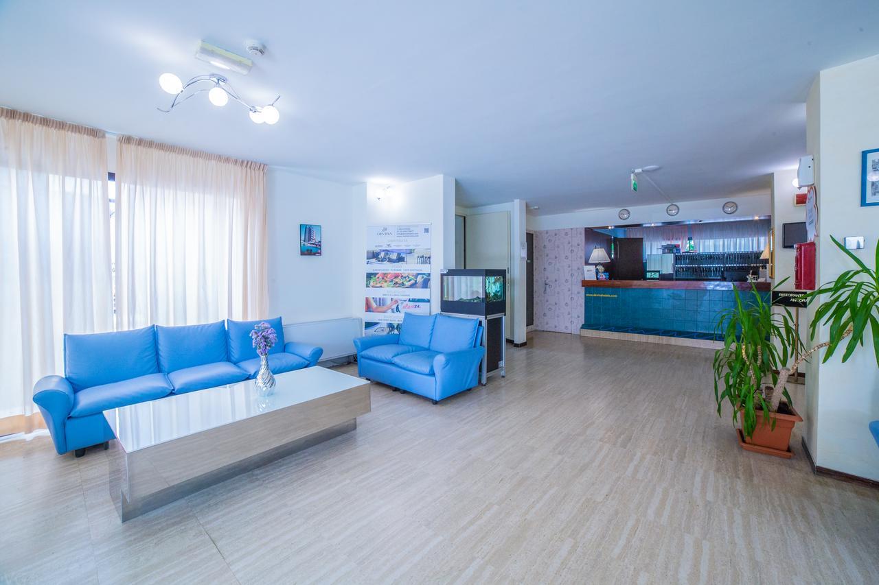 Eurhotel Rimini Bagian luar foto