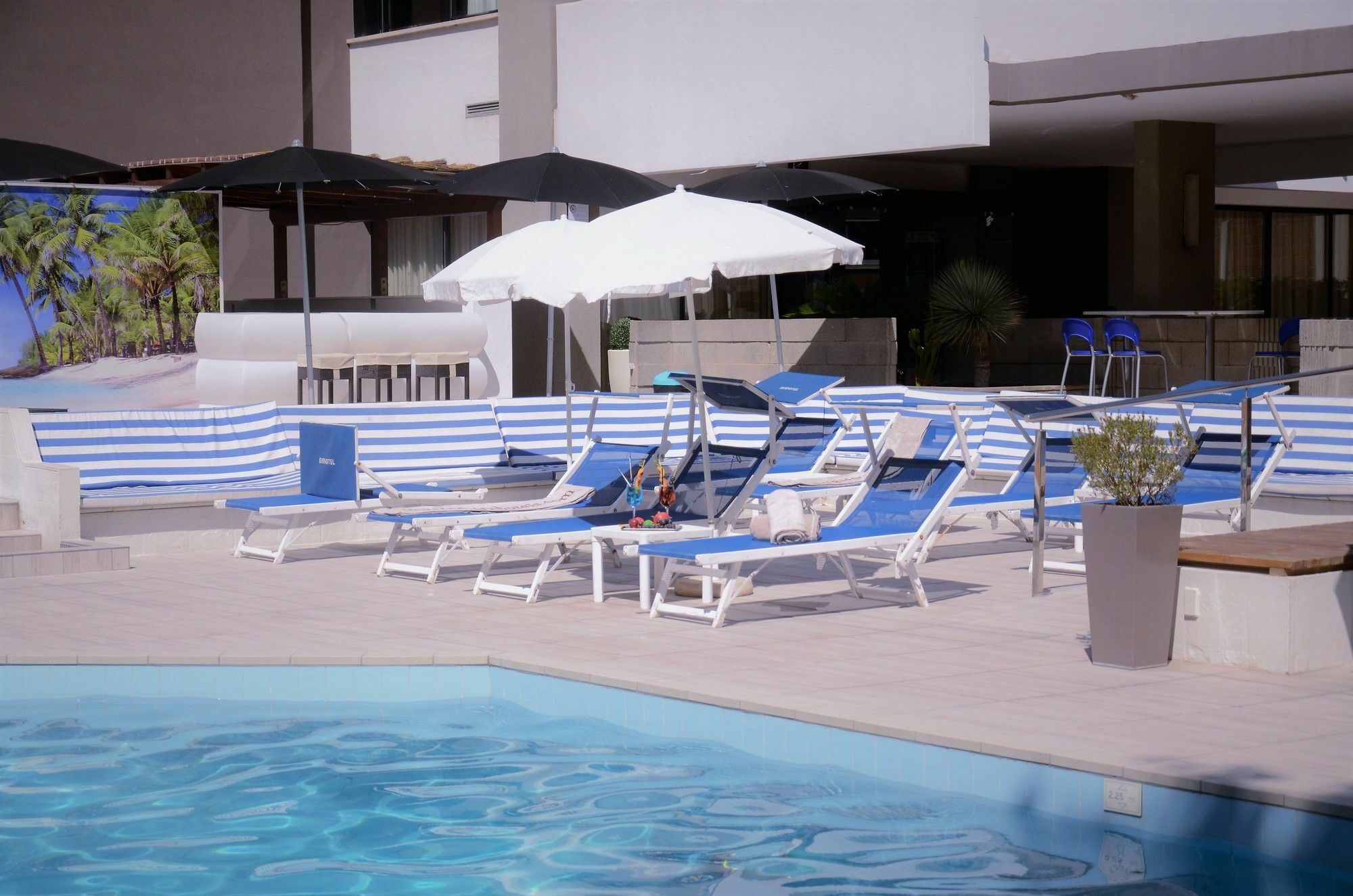 Eurhotel Rimini Bagian luar foto